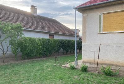 Casă individuală cu 5 camere cu Teren 655 Mp în Petrești - 3