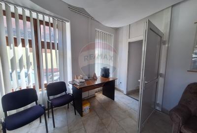 Casa individuala cu dest comerciala in centrul istoric - 5