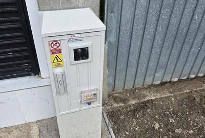 Casă cu Teren 1200 Mp în Schela - 2