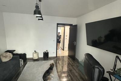 Apartament cu 3 camere decomandat, mobilat în 9 Mai - 2