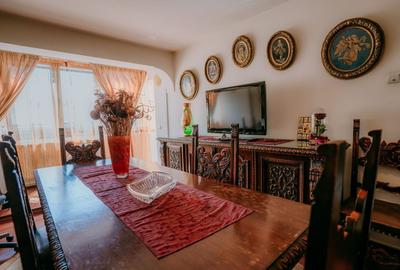 Apartament cu 4 camere decomandat, mobilat în Central - 1