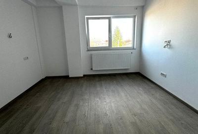 Apartament, 3 camere, 100 mp , zona centrala - 7