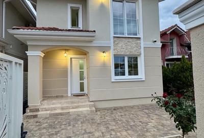 Casă cu 6 camere cu Teren 255 Mp în Moșnița Nouă - 10