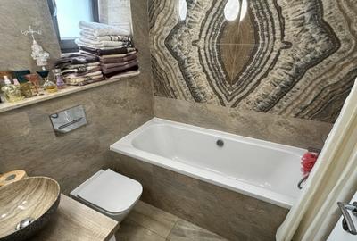 Apartament cu 3 camere semidecomandat în Central - 3