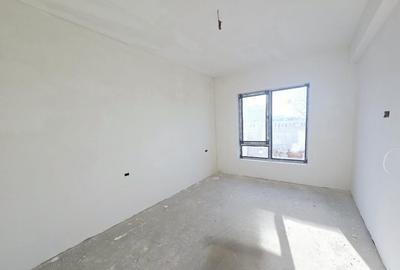 Casa mediteraneana - 3 camere - placa de beton - beci - geamuri tripan - 3