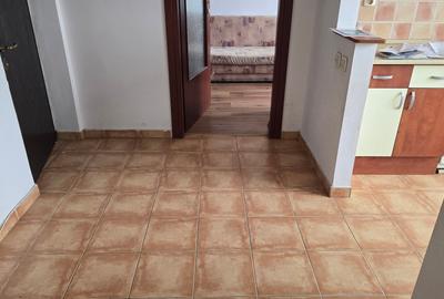 Apartament cu 3 camere semidecomandat în Central - 7