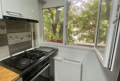 Apartament cu 2 camere decomandat în Berceni - 1