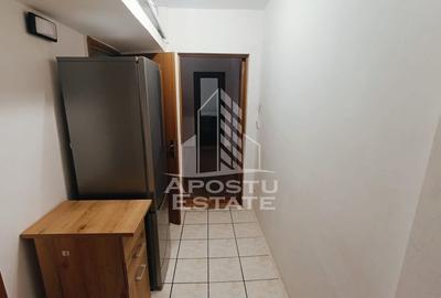 Apartament cu 3 camere, zona Dacia, Centrala Proprie - 3