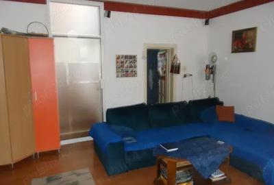 Casă cu 6 camere în Central - 15