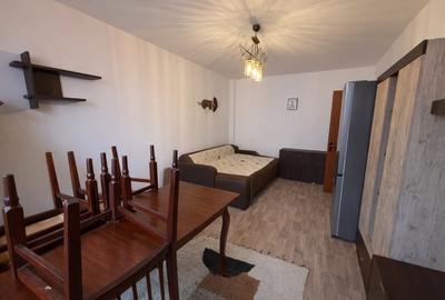 Garsonieră decomandată, mobilată în 1 Decembrie 1918 - 2