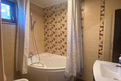 Casă individuală cu 7 camere cu Canalizare în Ultracentral - 11