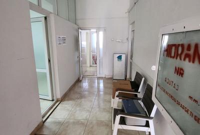Spațiu comercial, de 71 mp, în Central - 12