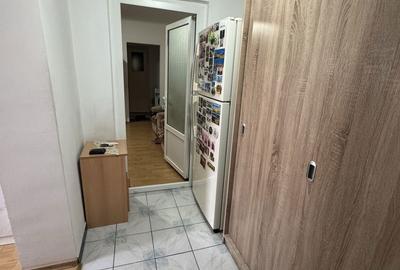 Apartament cu 3 camere semidecomandat în Central - 3