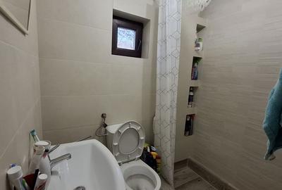 Casă cu 4 camere cu Teren 300 Mp în Tulnici - 2