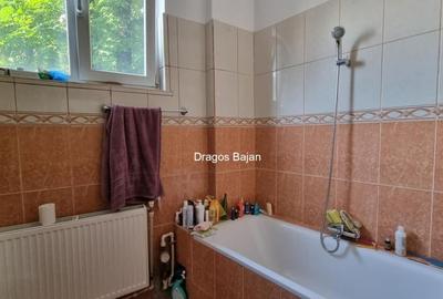 Apartament cu 3 camere semidecomandat în Armeneasca - 2