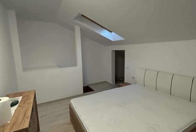 Apartament cu 3 camere semidecomandat, mobilat în Florești - 3
