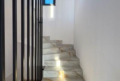 Casă cu 4 camere cu Teren 410 Mp în Miroslava - 3