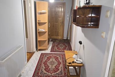 Apartament cu 3 camere decomandat în Progresul - 3