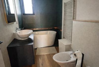 Casă cu 3 camere în Central - 2