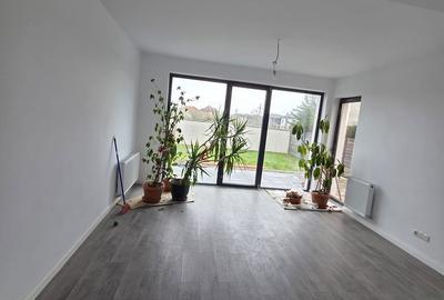 Casă cu 5 camere cu Teren 280 Mp în Mogoșoaia - 3