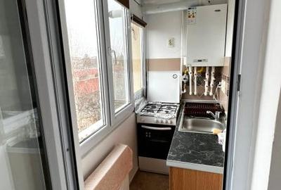 Garsonieră decomandată, mobilată în Central - 5