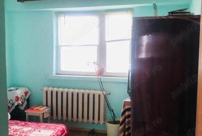 Apartament cu 3 camere semidecomandat în Central - 2