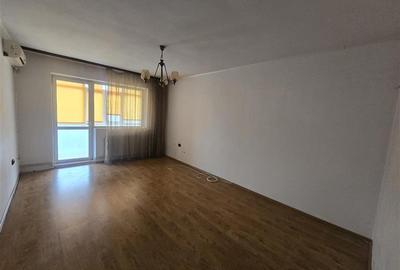 Apartament cu 3 camere decomandat, mobilat în Poștei - Bucov - 2