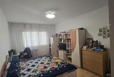 Apartament cu 3 camere decomandat în Mircea cel Bătrân - 8