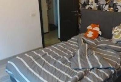 Apartament cu 3 camere decomandat în Dristor