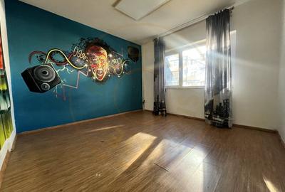 Apartament cu 3 camere decomandat în Exercițiu - 2