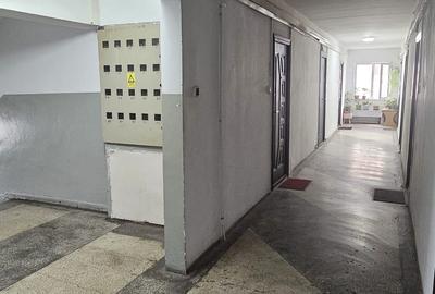 Garsonieră decomandată, mobilată în Poarta 6 - 13