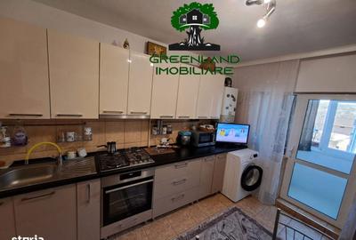 Apartament cu 3 camere decomandat în Lunca Cetățuii