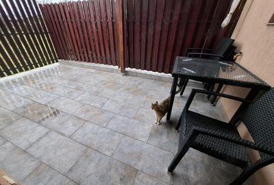 Str. Victoriei (tronson Marul de Aur Valea Borcutului)-ap. 2 camere, cu gradina, in bloc tip vila - 12