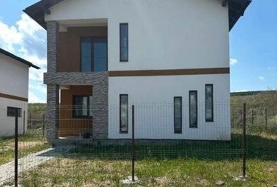 Casă cu 4 camere cu Teren 300 Mp în Apahida - 3