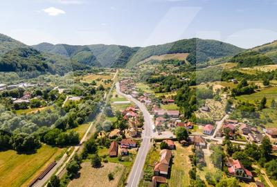 Proprietate cu potential turistic, in zona Negreni â Bucea, jud. Cluj - 10