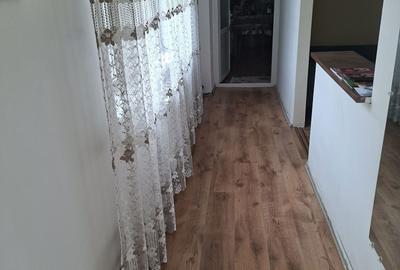 Casă cu 3 camere decomandat în Central - 6