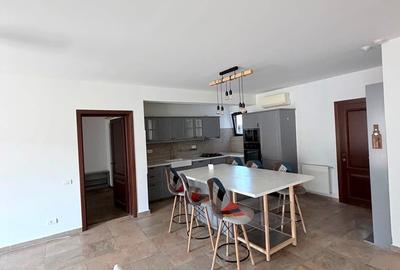 Apartament cu 2 camere, mobilat în Romană