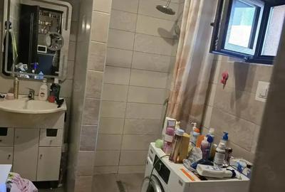 Casă cu 5 camere în Popești-Leordeni - 1