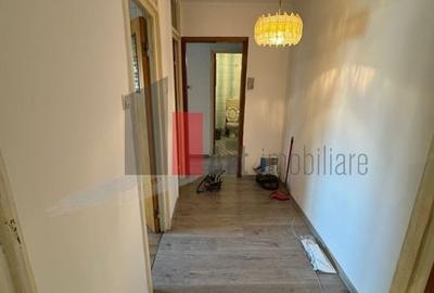 De vânzare – Apartament 3 camere, Sector 4 - 5