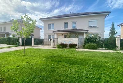 Duplex cu 4 camere cu Canalizare în Corbeanca - 3