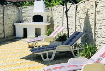 Casă individuală cu 4 camere cu Canalizare în Central