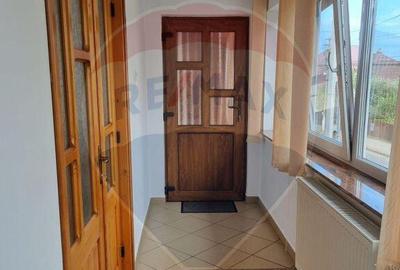 Apartament cu 3 camere decomandat în Rădăuți