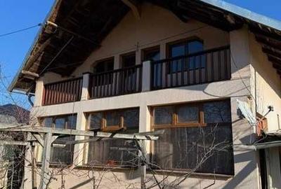 Casă cu 3 camere în Stoenești - 1