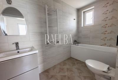 Duplex cu 3 camere cu Canalizare în Central - 10