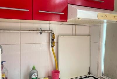 Inchiriez apartament 2 camere - 4