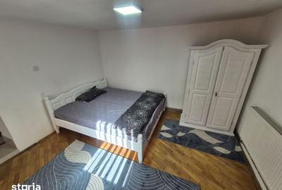 Apartament cu 3 camere decomandat în Central - 3