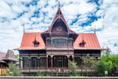 Casă cu 7 camere cu Canalizare în Central - 5