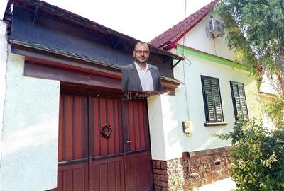 Casă individuală cu 8 camere cu Teren 744 Mp în Ilidia - 1