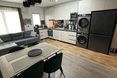 Apartament cu 3 camere decomandat în Central - 1