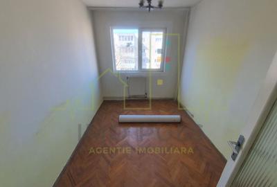 Apartament cu 3 camere semidecomandat în Șagului - 5